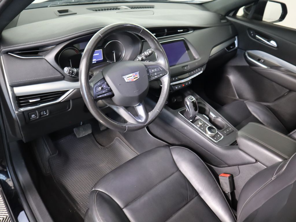 Thumbnail: 2019 Cadillac XT4 - 9