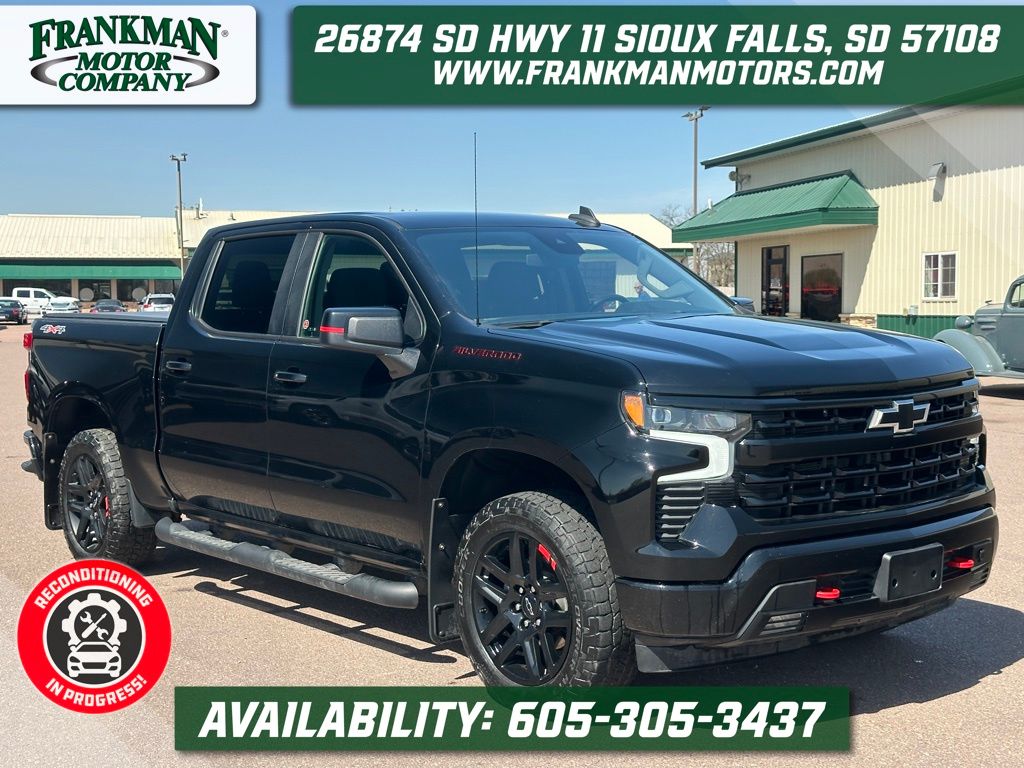 Black 2023 Chevrolet Silverado 1500 RST Crew Cab 4WD Pickup Truck Four-Wheel Drive Automatic