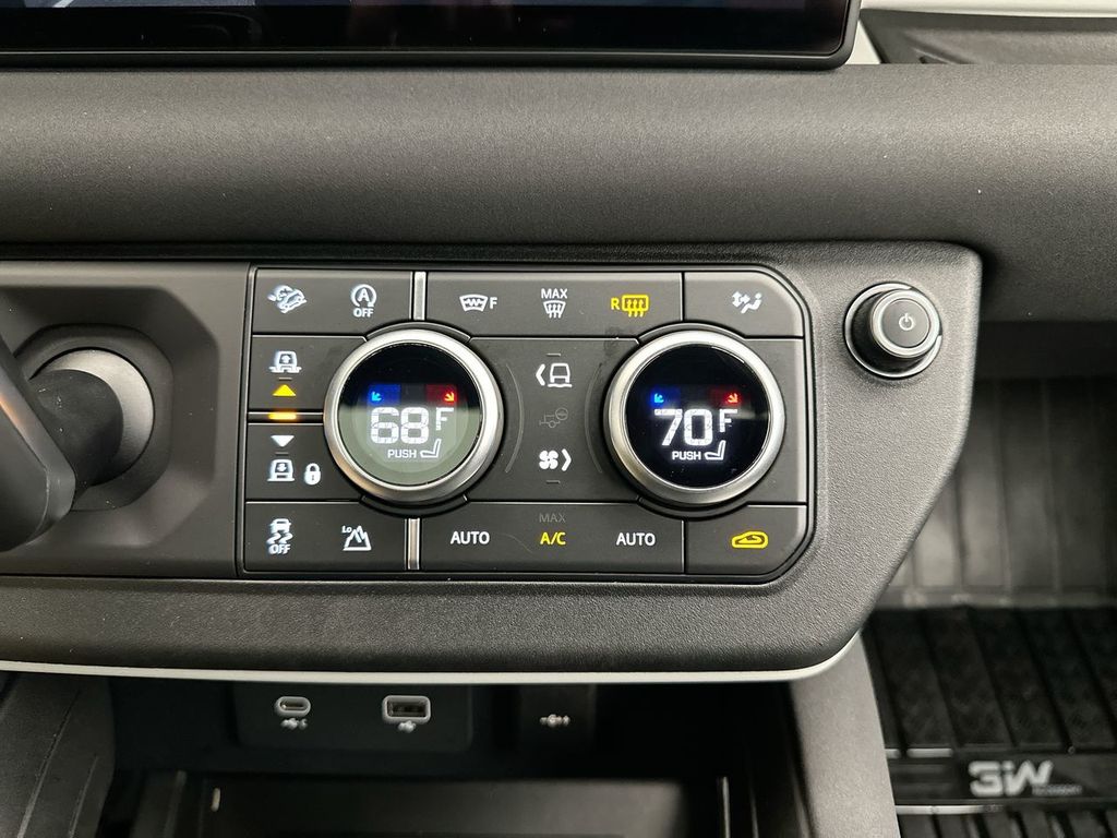 2023 Land Rover Defender 110 15
