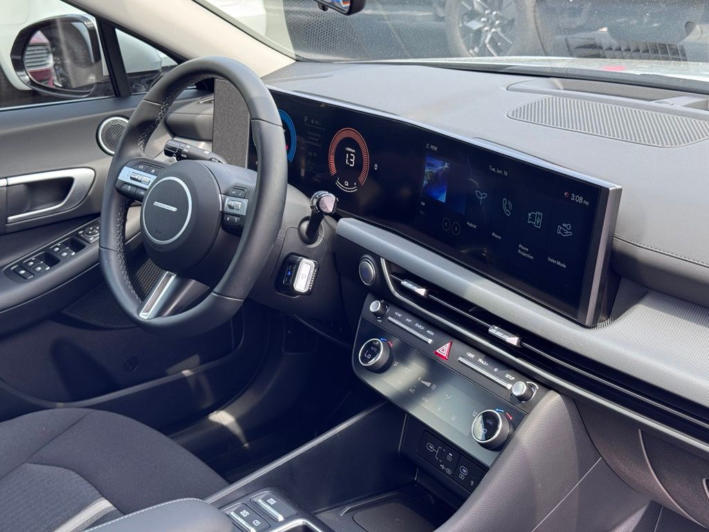 HyundaiSonata Hybrid5