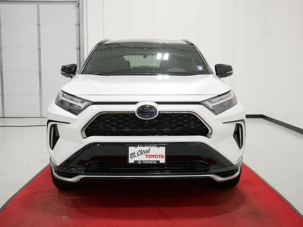 Used 2025 Toyota RAV4 XSE with VIN JTMFB3FV0SD236958 for sale in Waite Park, Minnesota