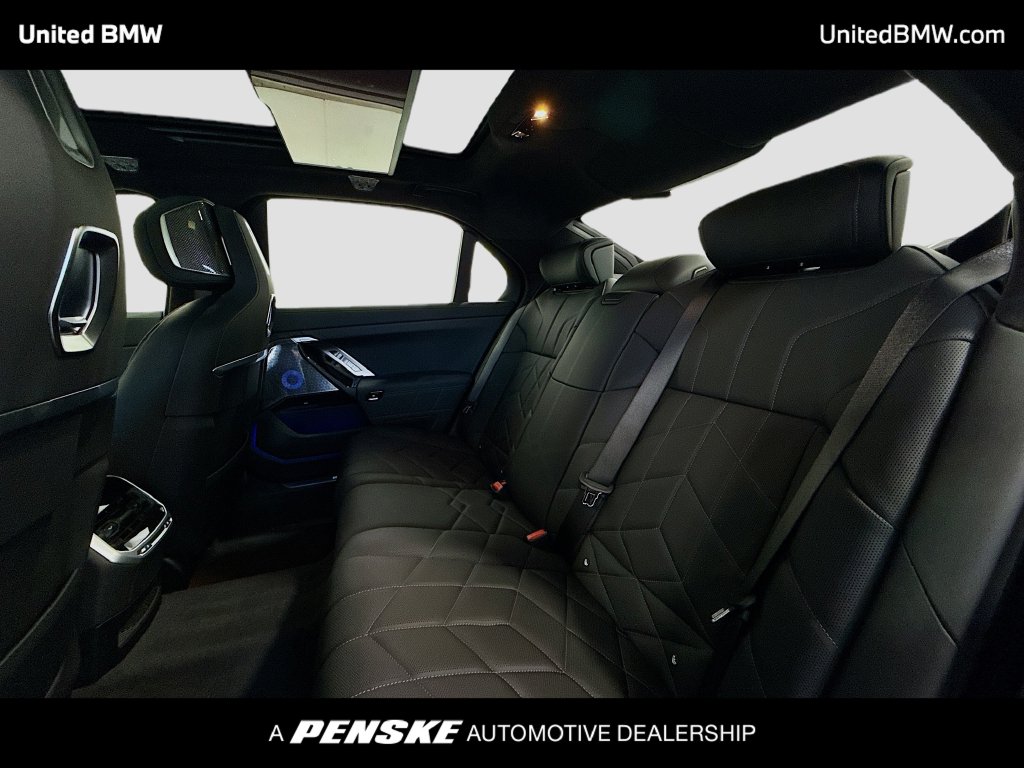 Thumbnail: 2026 BMW 7 Series - 13