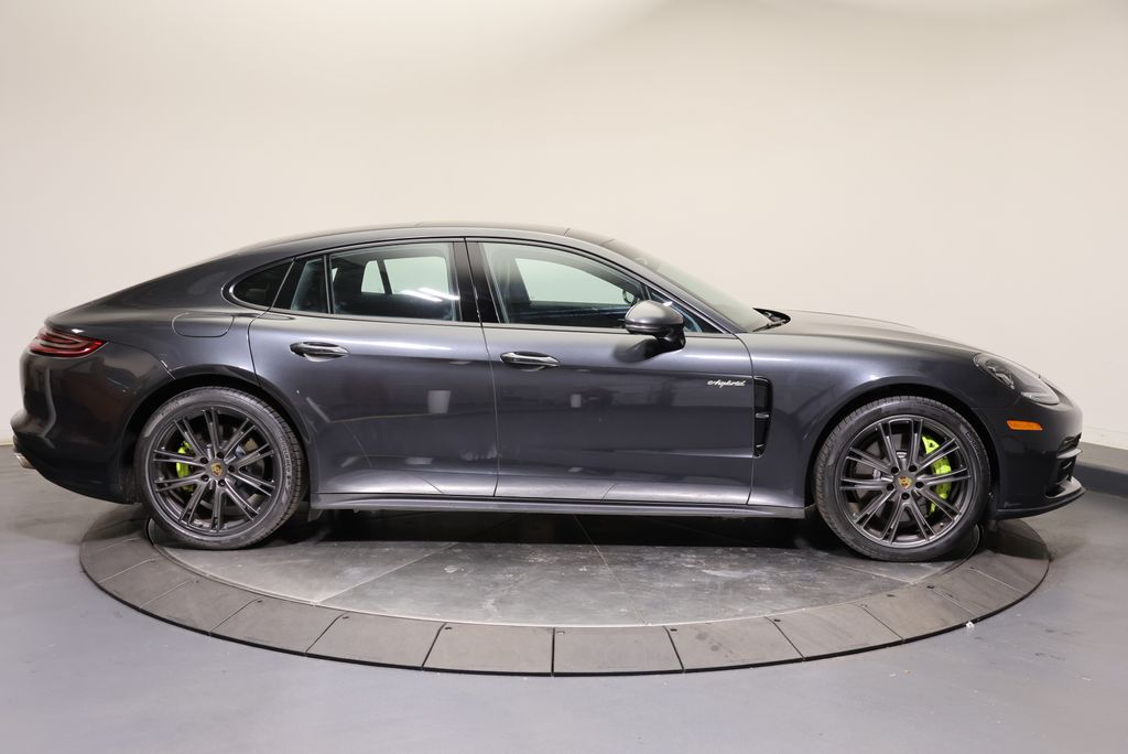 Thumbnail: 2020 Porsche Panamera - 6