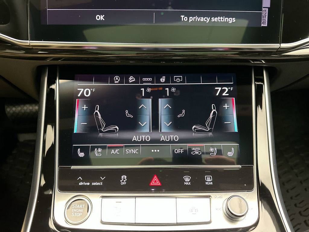 Thumbnail: 2026 Audi Q8 - 25