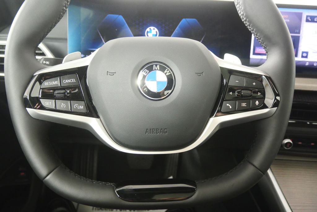 Thumbnail: 2025 BMW 3 Series - 18