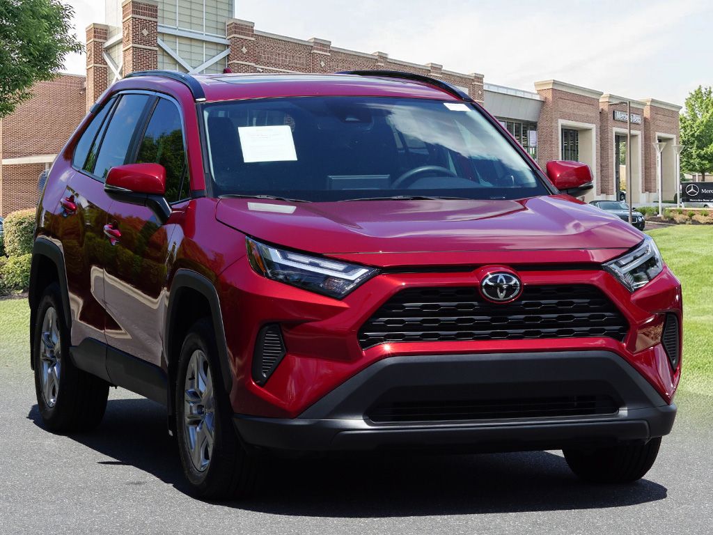 Thumbnail: 2025 Toyota RAV4 - 3