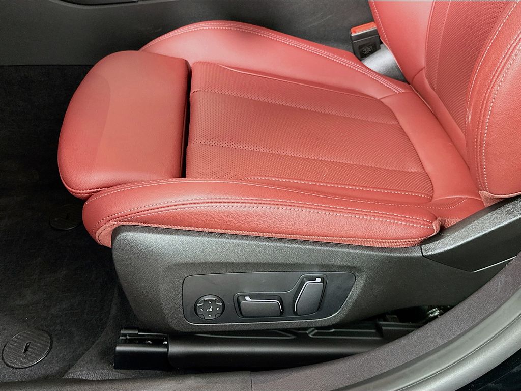 Thumbnail: 2025 BMW 3 Series - 20