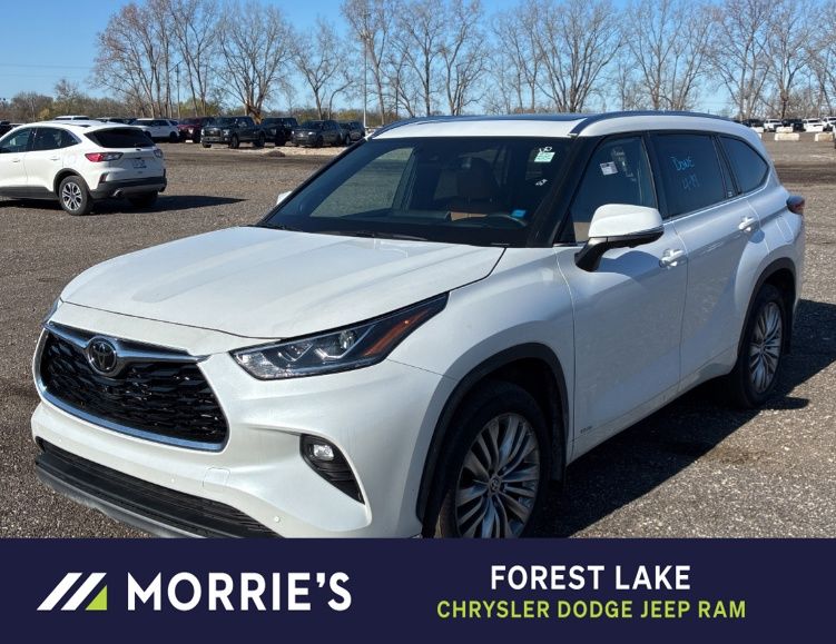 2025 Toyota Highlander Hybrid Platinum