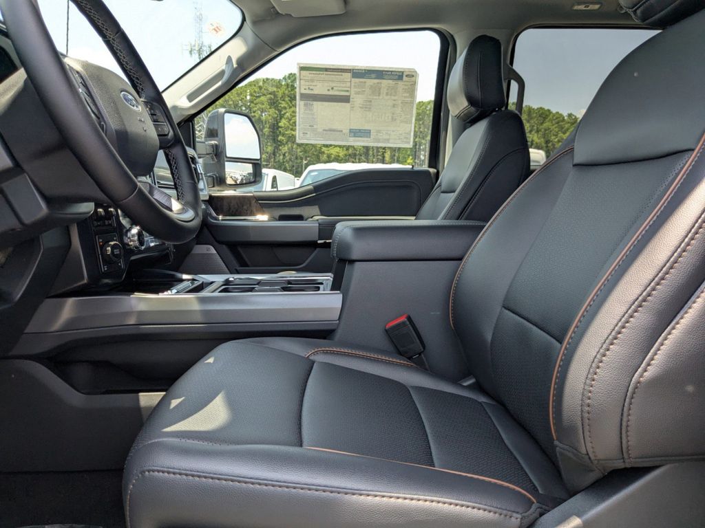 2025 Ford F-250 Super Duty Lariat
