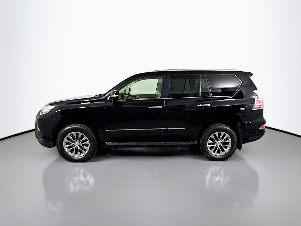 Thumbnail: 2016 Lexus GX - 8