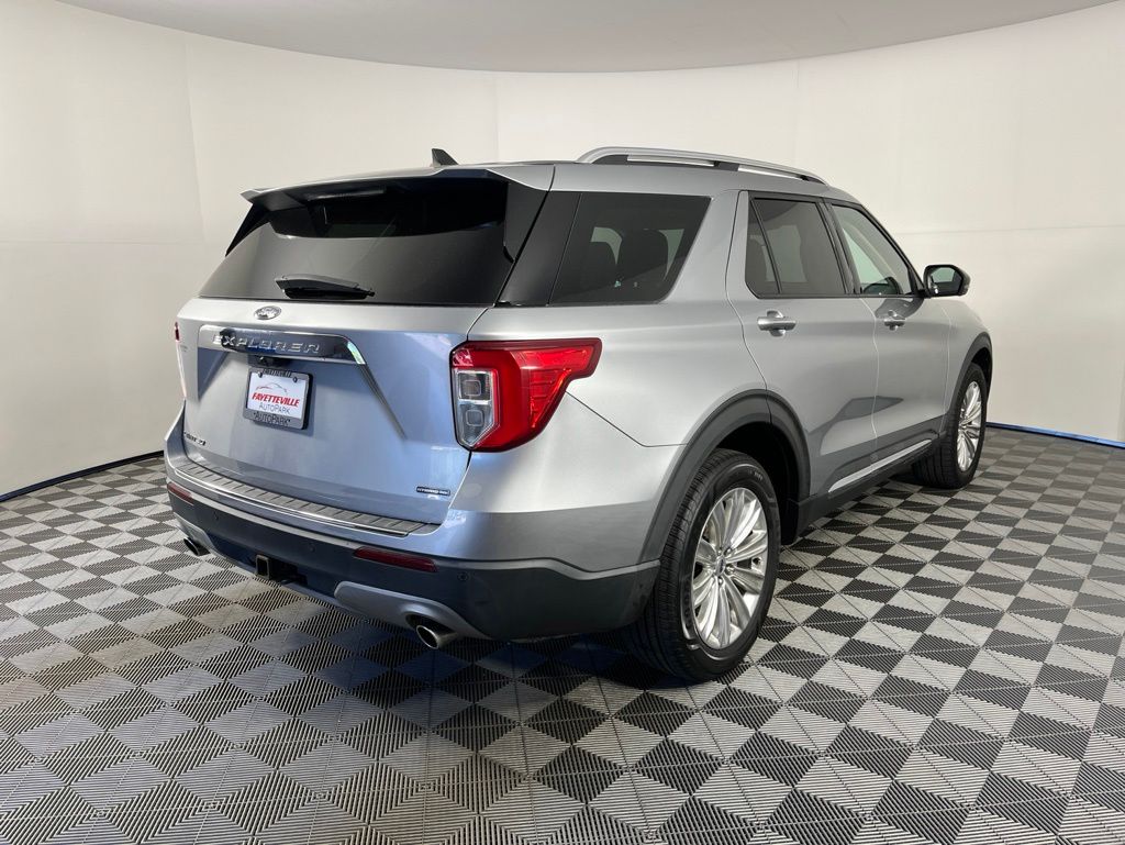 Thumbnail: 2021 Ford Explorer - 18