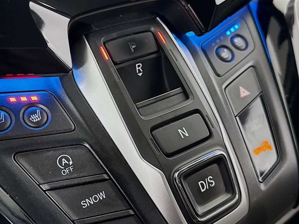 Thumbnail: 2018 Honda Odyssey - 17