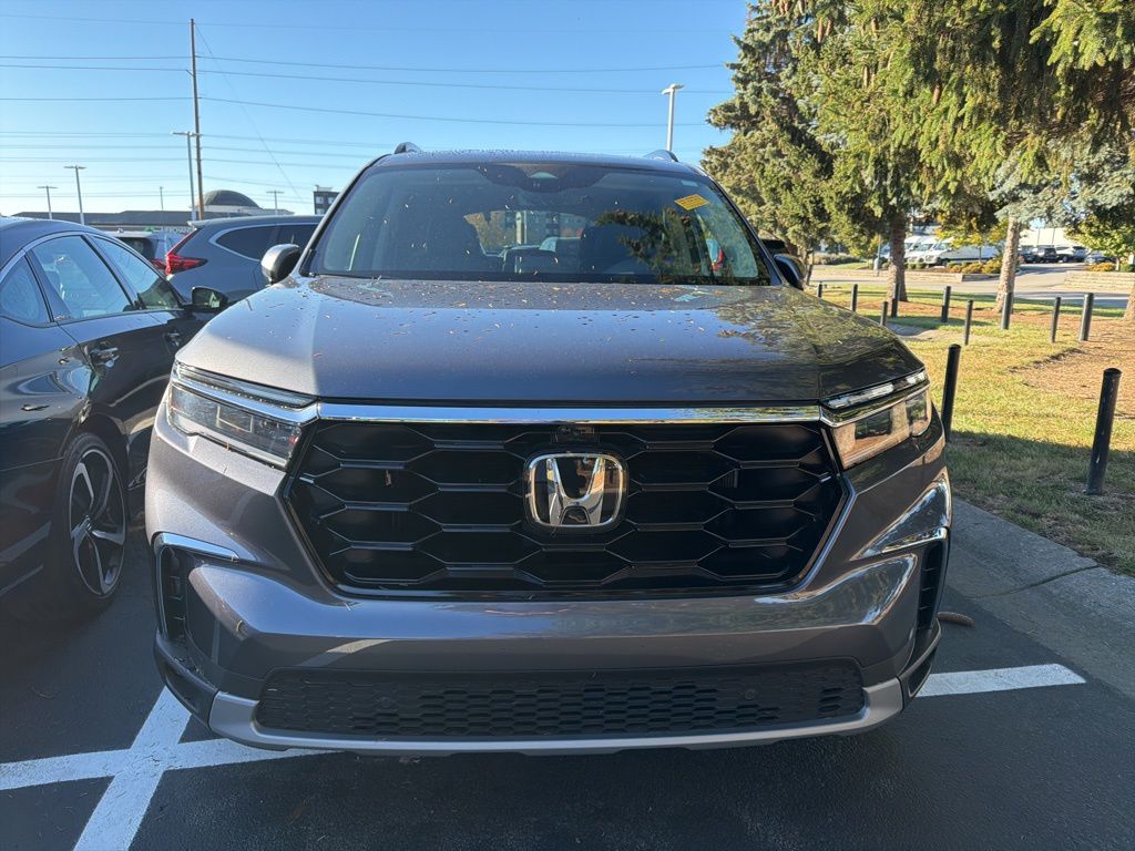 Thumbnail: 2023 Honda Pilot - 5