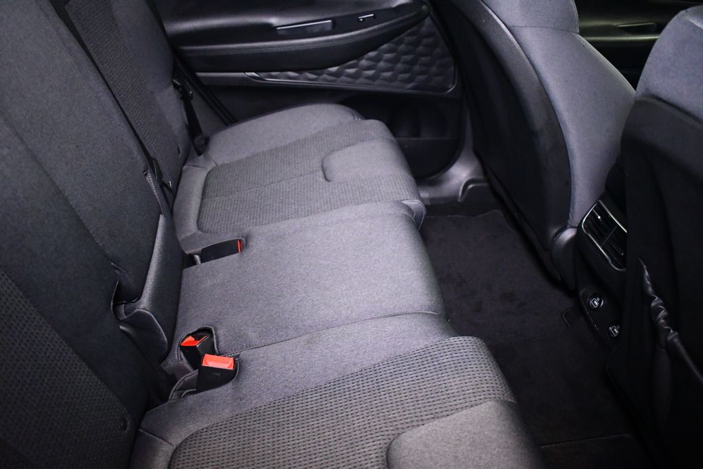 Thumbnail: 2022 Hyundai Santa Fe - 31