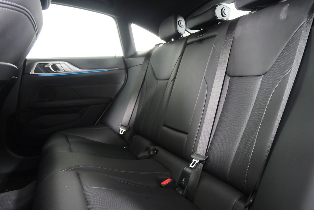 Thumbnail: 2022 BMW i4 - 16