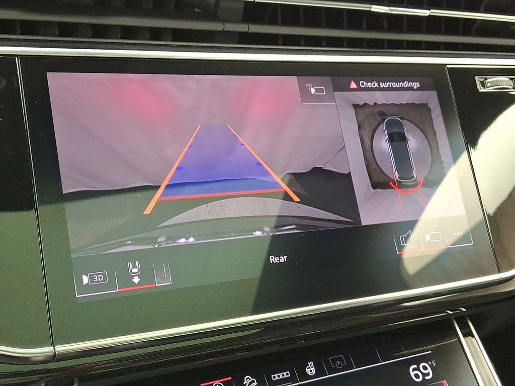 Thumbnail: 2026 Audi Q7 - 13