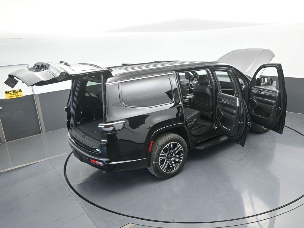 New 2026 High Gloss Black Jeep  image 32