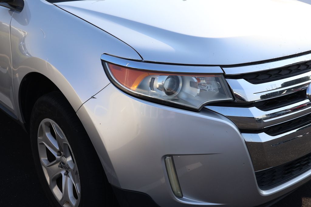 Thumbnail: 2013 Ford Edge - 4