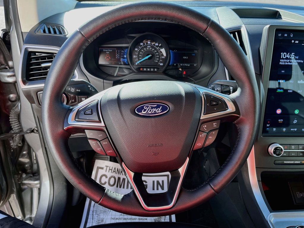 Used 2024 Gray Ford SEL image 11