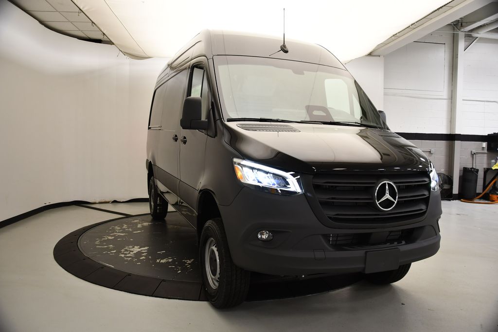 2025 Mercedes-Benz Sprinter 2500 4