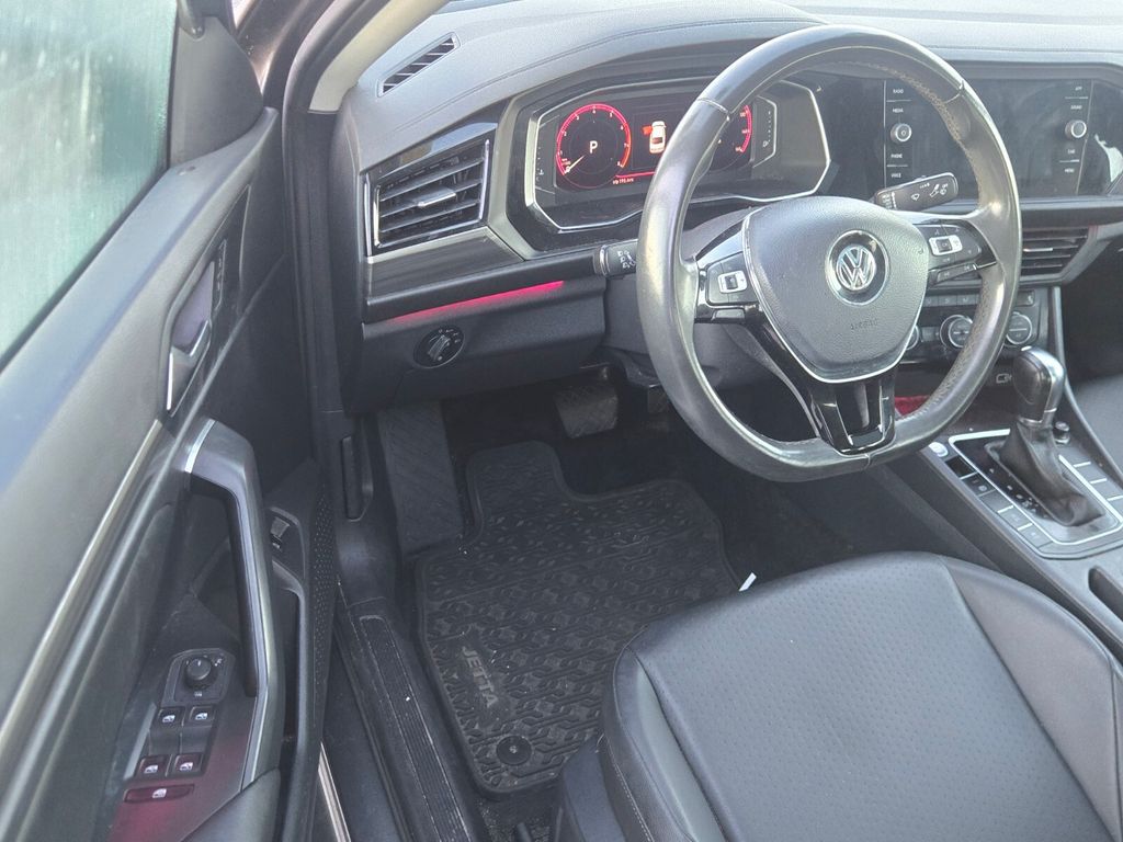 2019 Volkswagen Jetta - $12,624