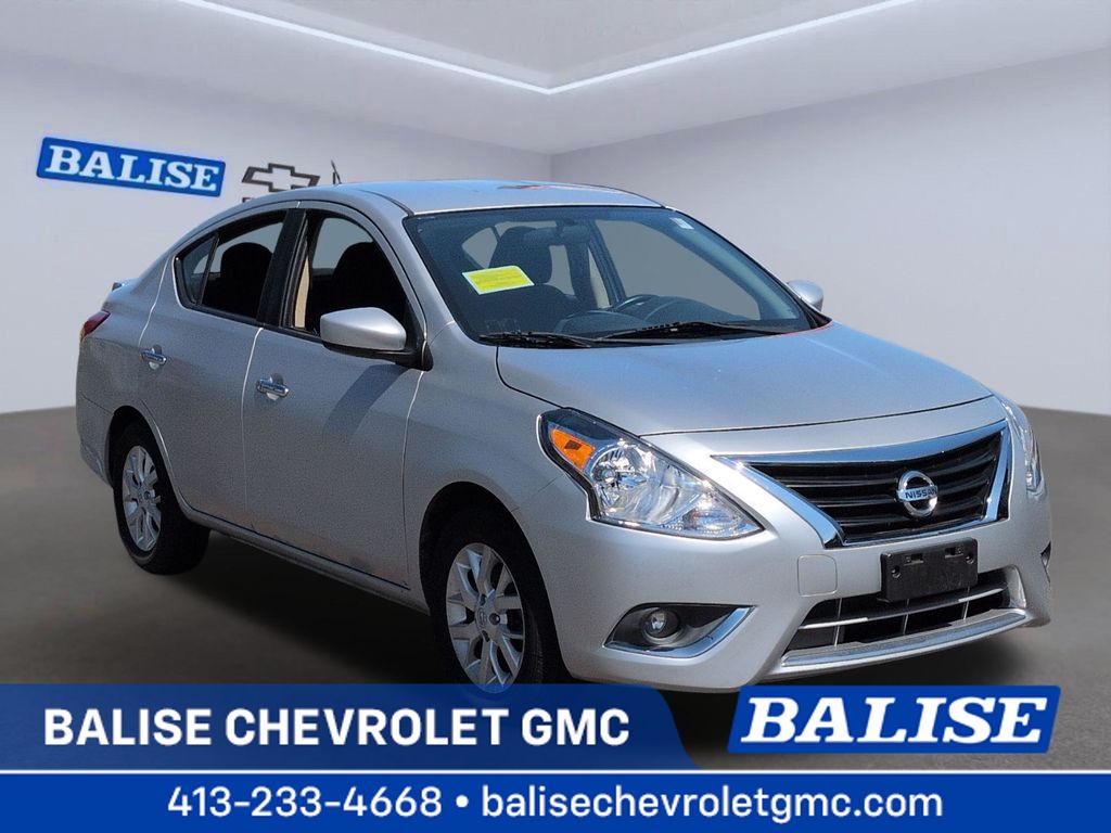 Brilliant Silver Metallic 2018 Nissan Versa SV Sedan Front-Wheel Drive Continuously Variable Transmission