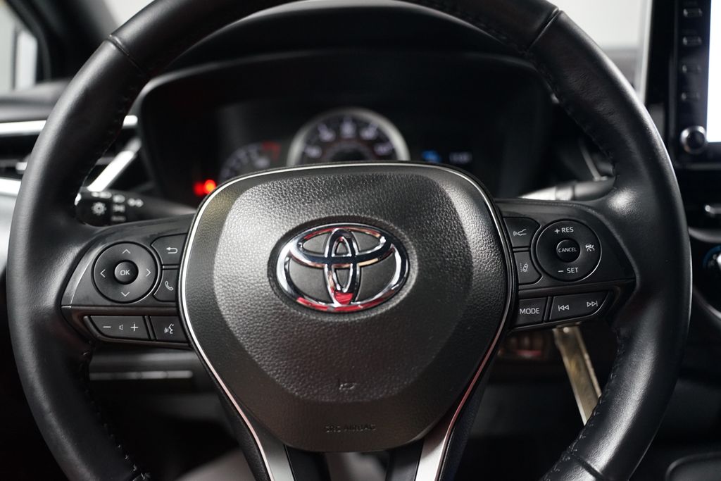 Thumbnail: 2021 Toyota Corolla - 16