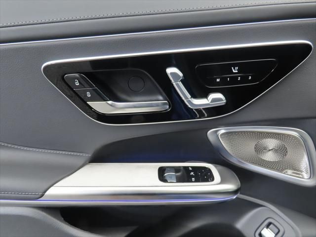 Thumbnail: 2025 Mercedes-Benz CLE - 24