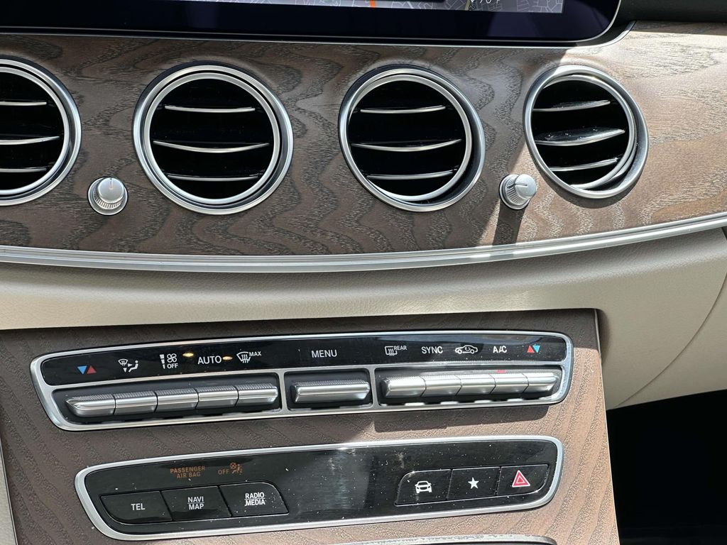 2022 Mercedes-Benz E-Class E 350 12