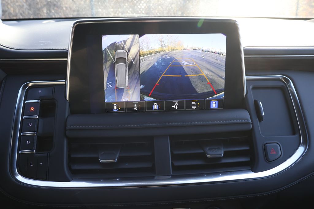 Thumbnail: 2023 Chevrolet Tahoe - 19