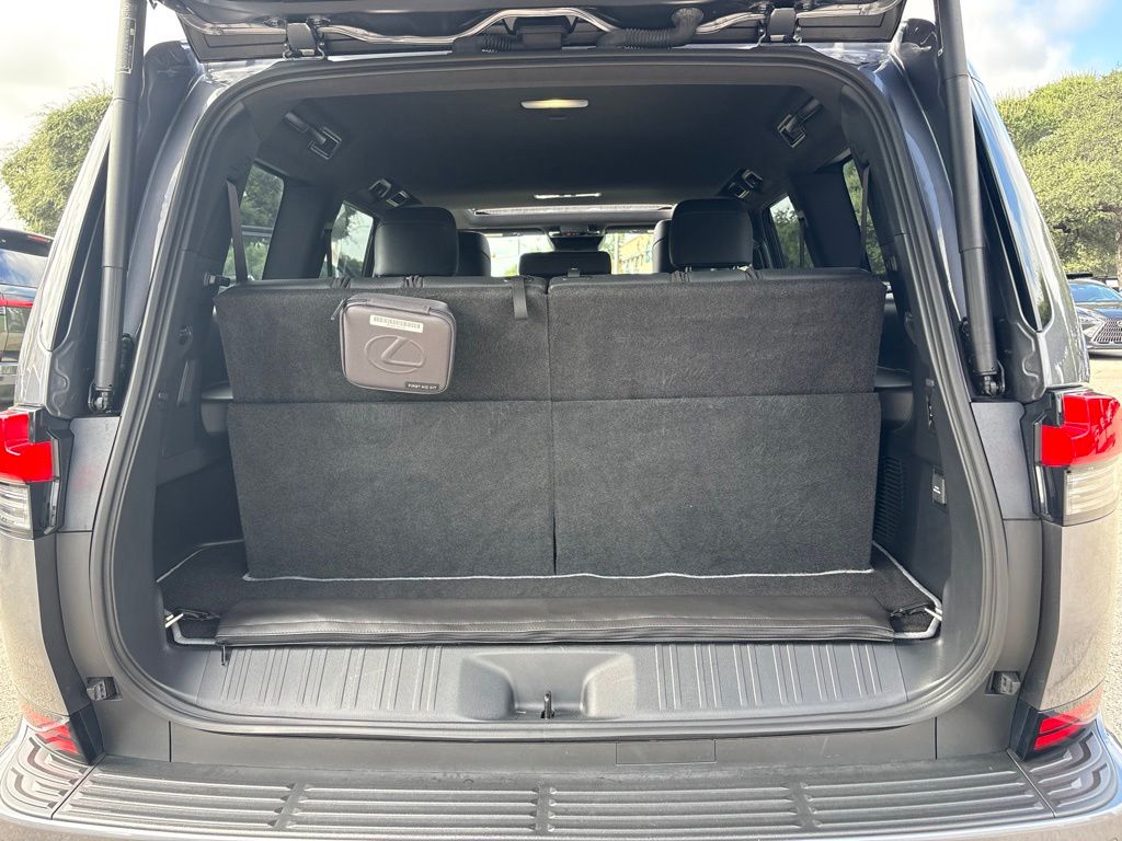 Thumbnail: 2024 Lexus GX - 20