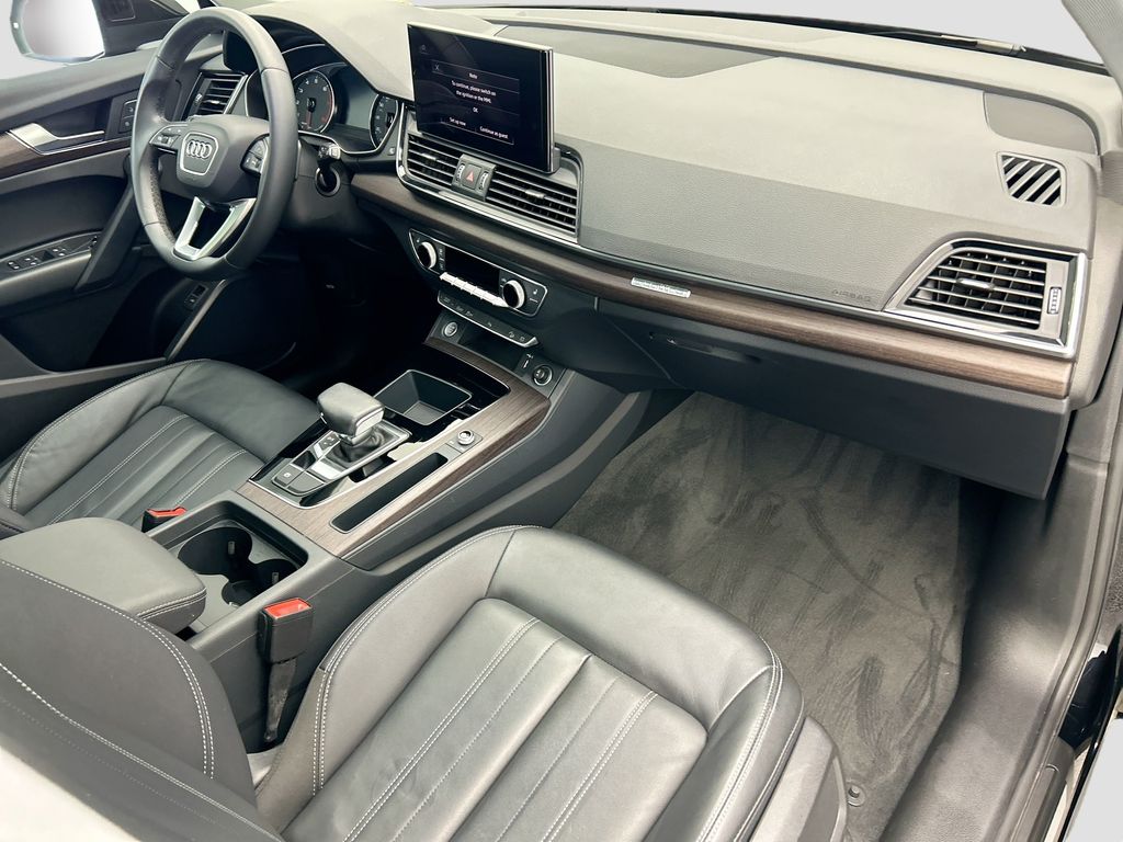 Thumbnail: 2023 Audi Q5 - 15