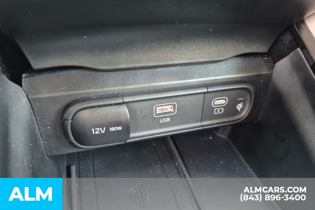Used 2025 Ebony Black Kia SX-Prestige image 33