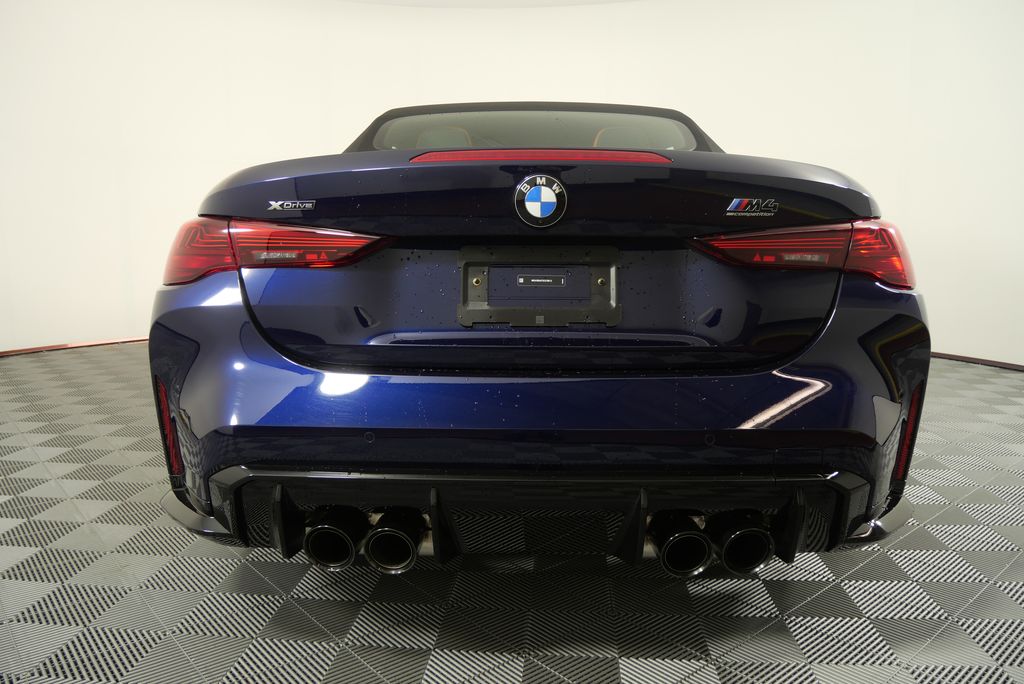 2025 BMW M4 Competition 6