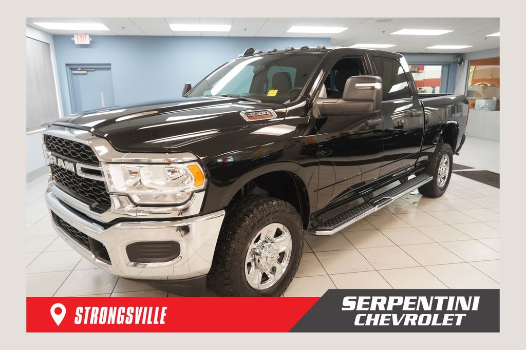 Diamond Black Crystal Pearlcoat 2023 RAM 2500 Pickup Truck Four-Wheel Drive 8-Speed Automatic