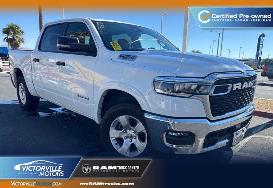 Bright White Clearcoat 2025 RAM 1500 Pickup Truck Four-Wheel Drive 8-Speed Automatic