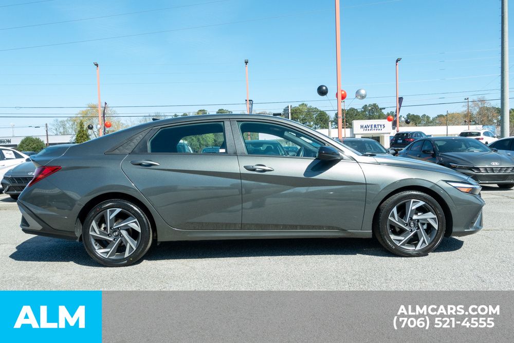 Certified Used 2025 Gray Hyundai SEL Sport image 5