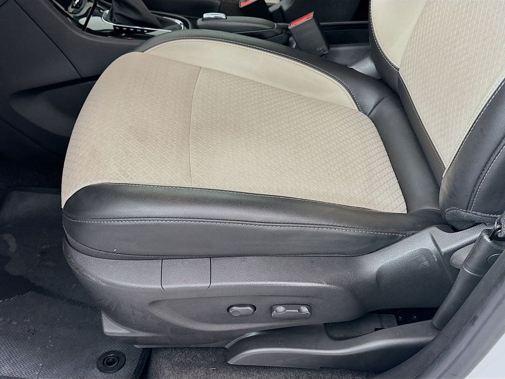 Thumbnail: 2019 Buick Encore - 19