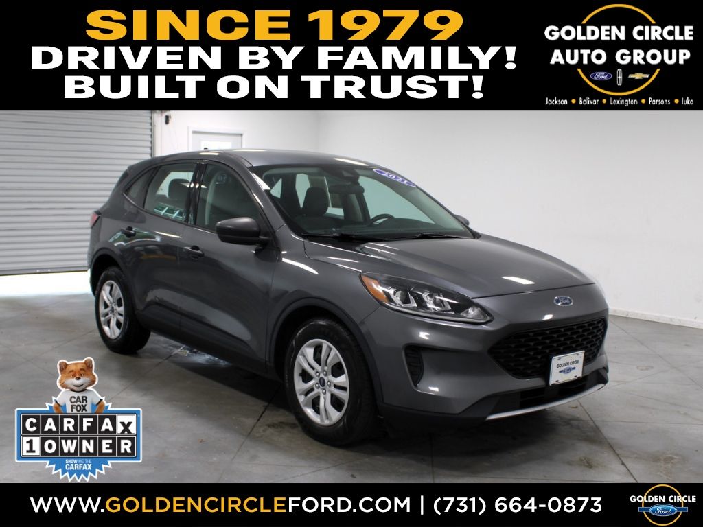 Carbonized Gray Metallic 2021 Ford Escape S FWD SUV / Crossover Front-Wheel Drive 8-Speed Automatic