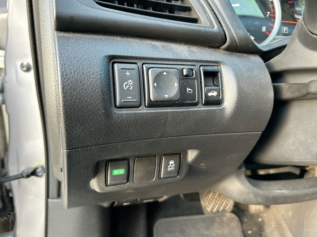 Thumbnail: 2019 Nissan Sentra - 13