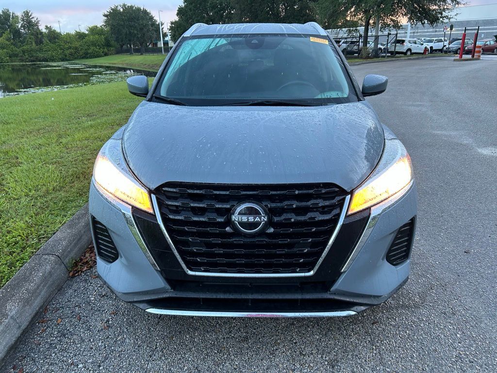 Thumbnail: 2024 Nissan Kicks - 8