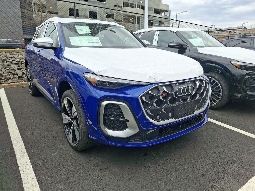 Thumbnail: 2026 Audi SQ5 - 3