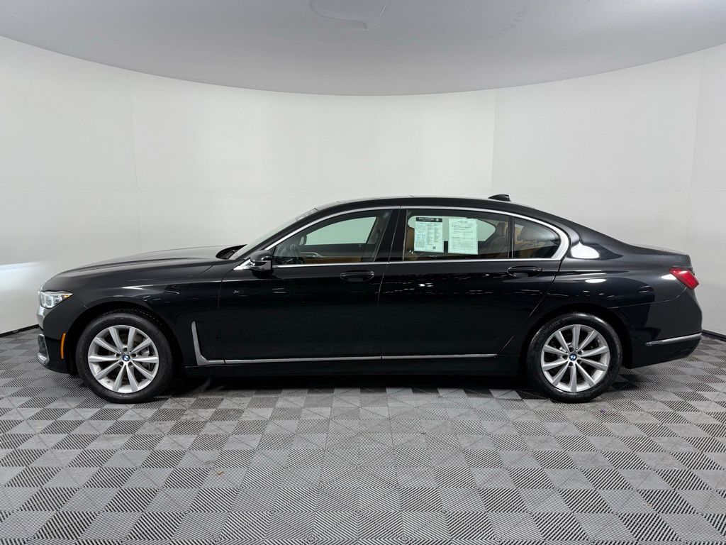 Thumbnail: 2022 BMW 7 Series - 8