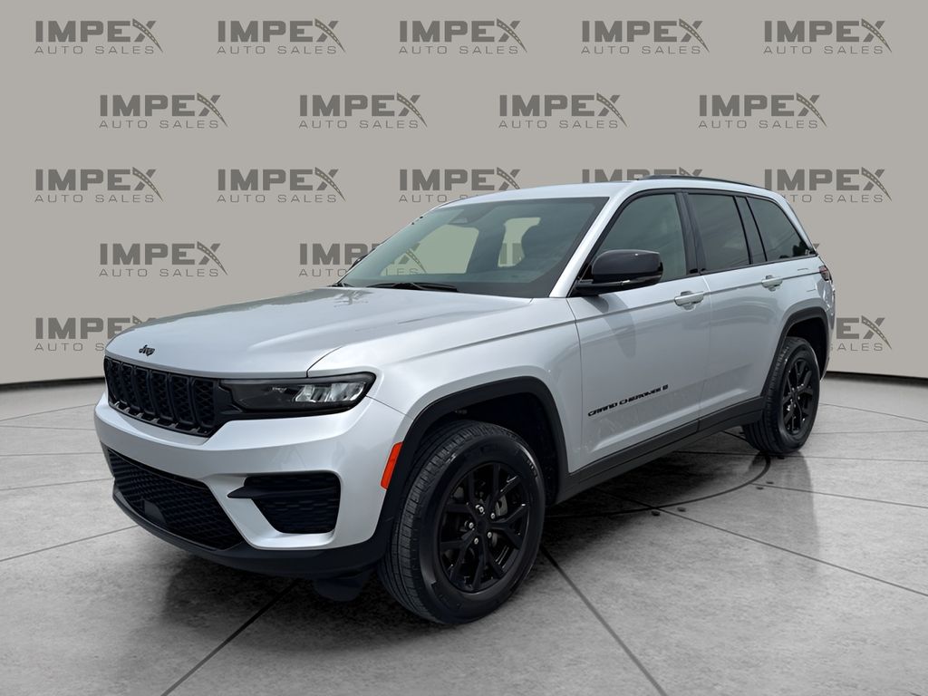 2024 Jeep Grand Cherokee Altitude X's photo
