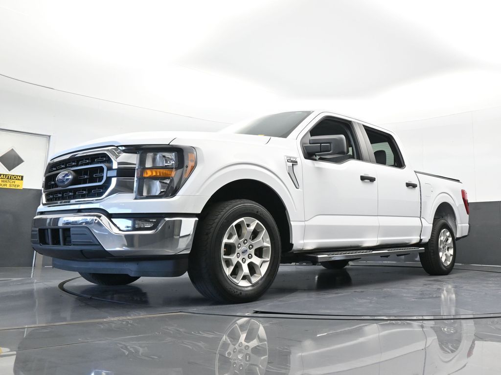 Used 2023 Oxford White Ford XLT image 61