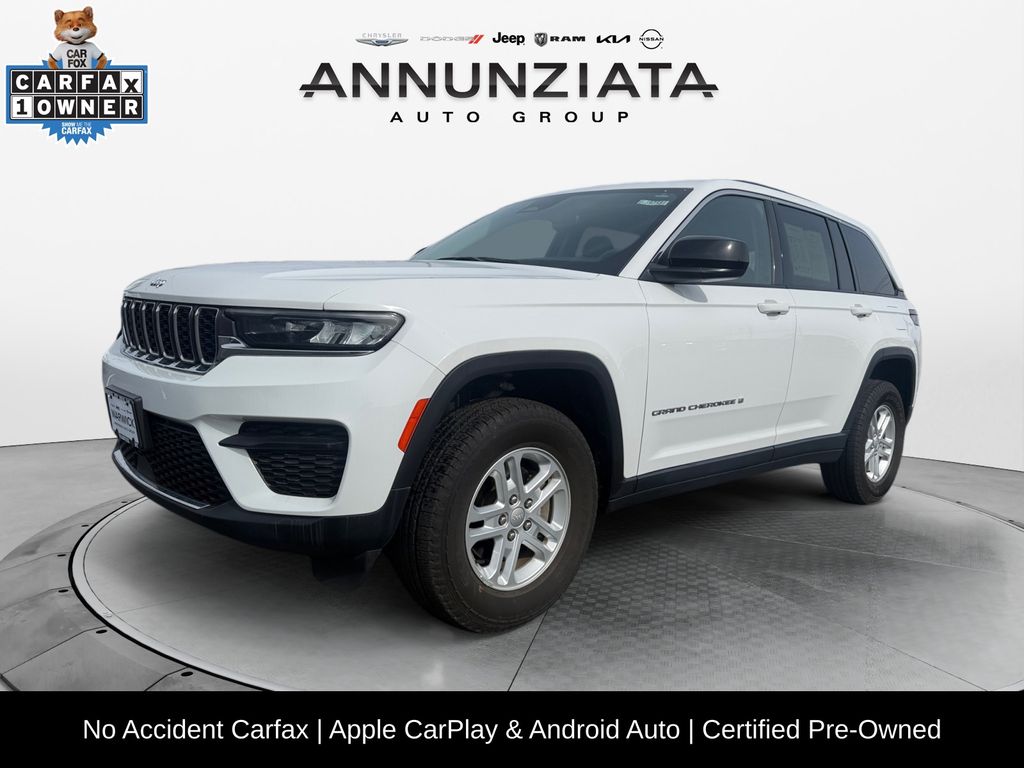 2023 Jeep Grand Cherokee Laredo 4WD