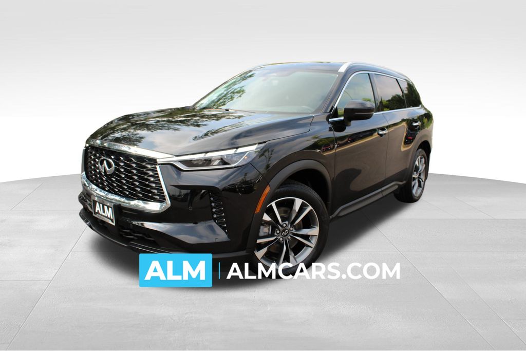 2025 INFINITI QX60 LUXE's photo
