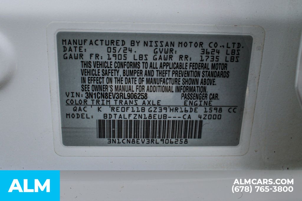 Used 2024 White Nissan 1.6 SV image 39