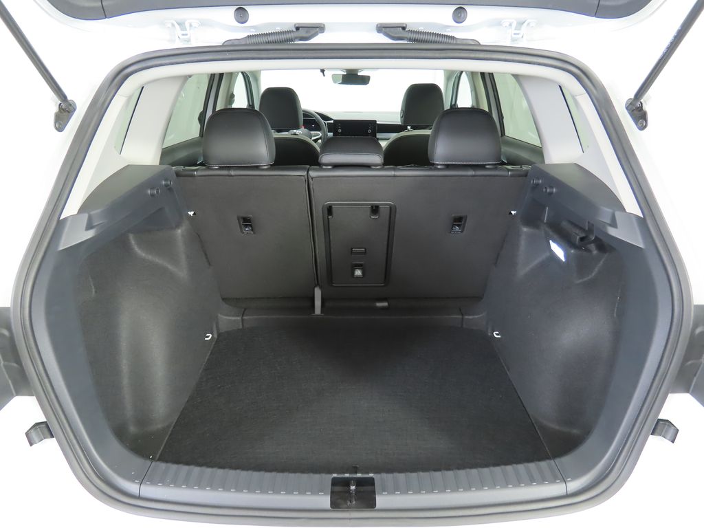 Thumbnail: 2025 Volkswagen Taos - 28