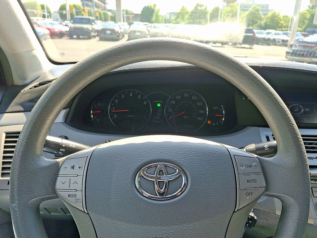 Thumbnail: 2008 Toyota Avalon - 18